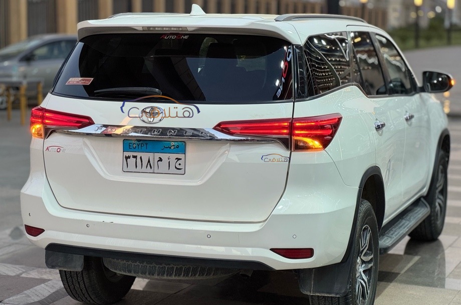 Fortuner Toyota White