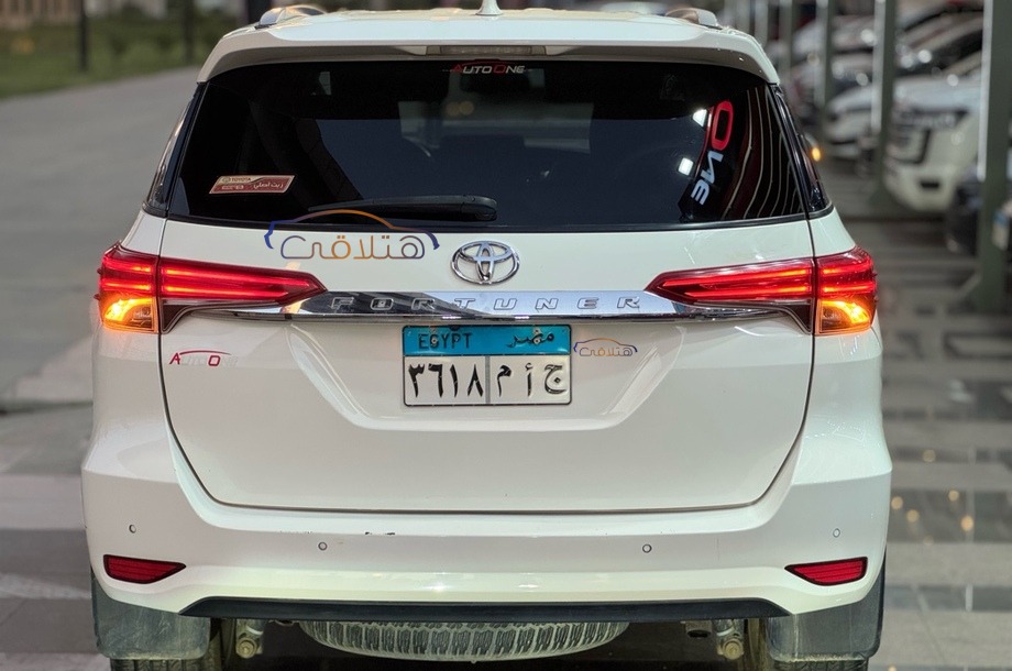Fortuner Toyota White