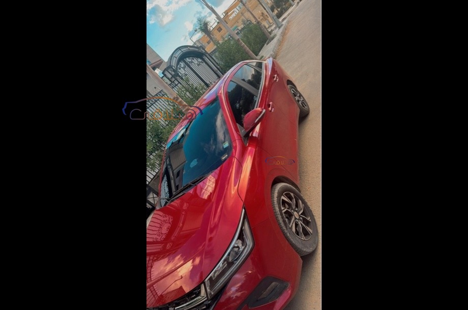 Optra Chevrolet احمر