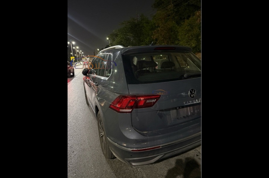 Tiguan Volkswagen Dark grey
