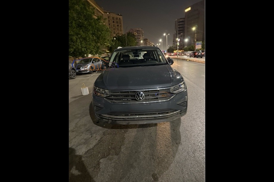 Tiguan Volkswagen Dark grey