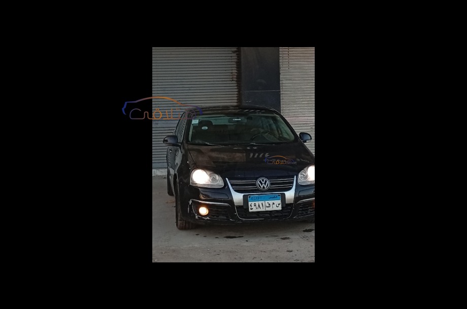 Jetta Volkswagen أسود