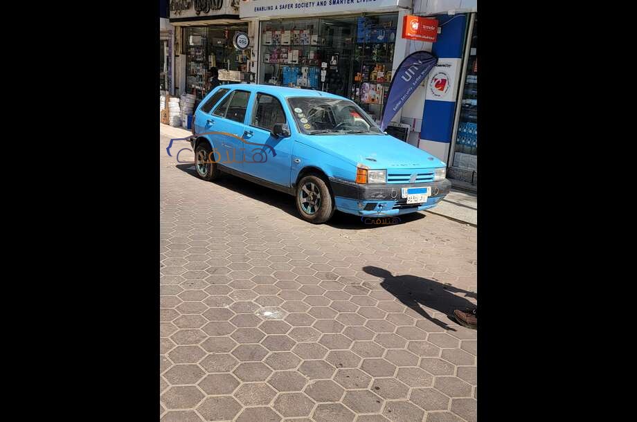Tipo Fiat أزرق