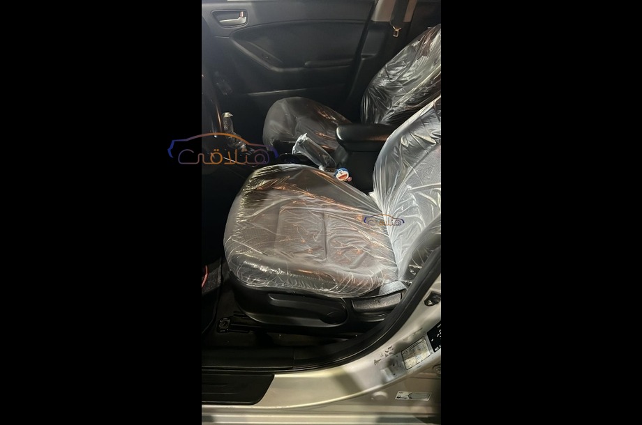 Cerato Kia فضي