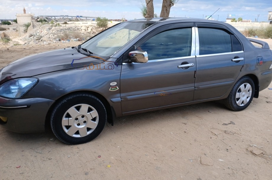 Lancer Puma Mitsubishi Silver