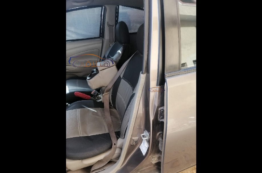 Sunny Nissan برونزي