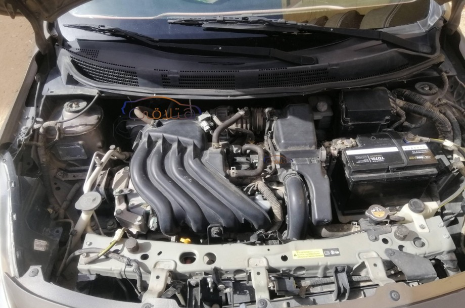 Sunny Nissan برونزي