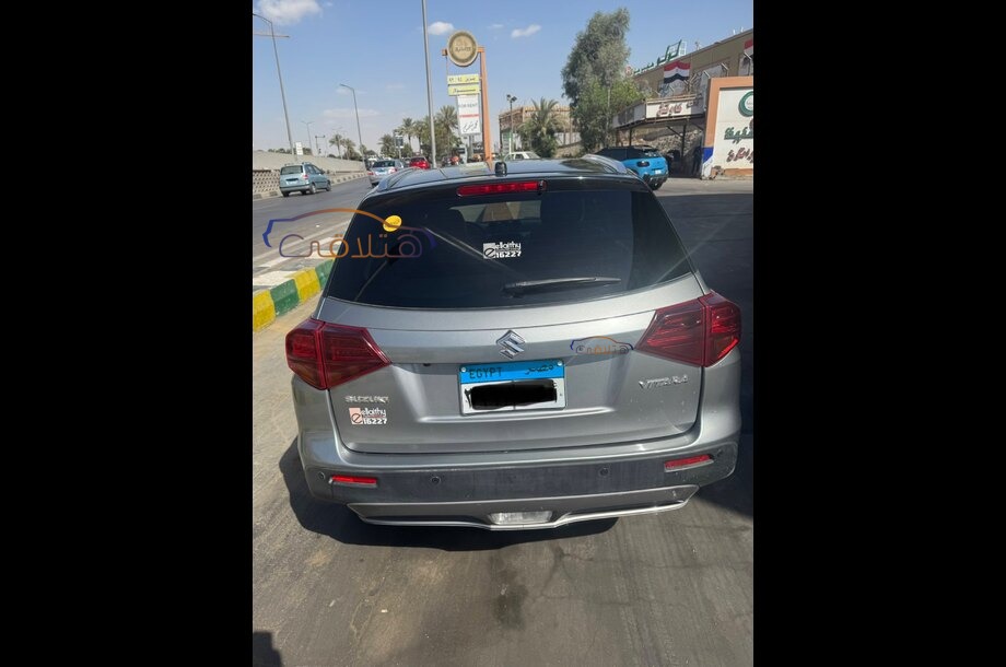Vitara Suzuki رمادي