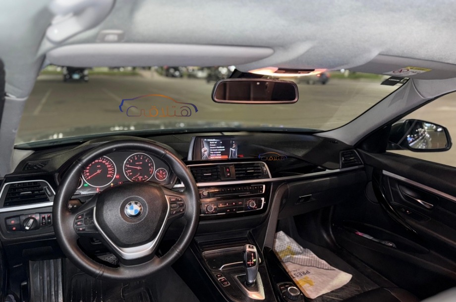 318 BMW فضي