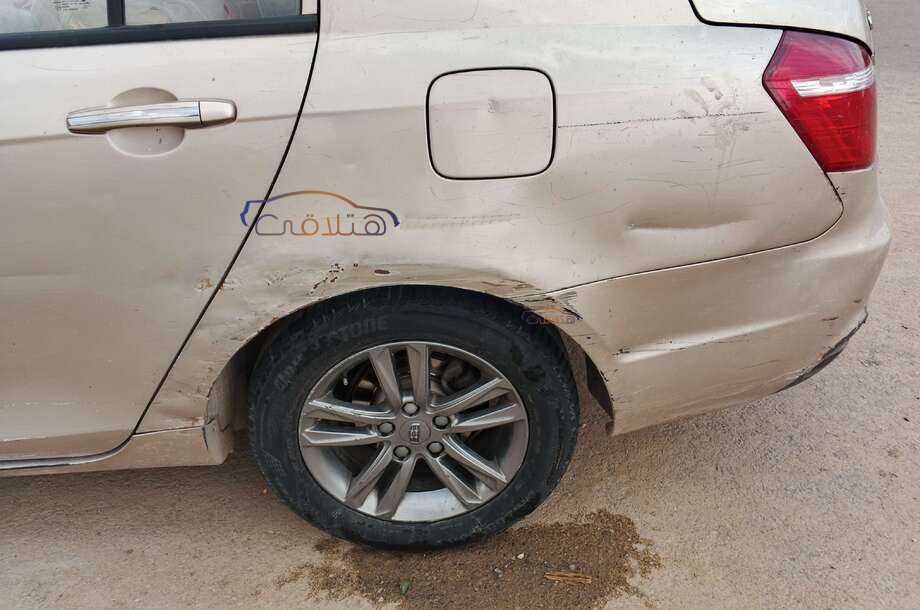 Imperial Geely Champagne