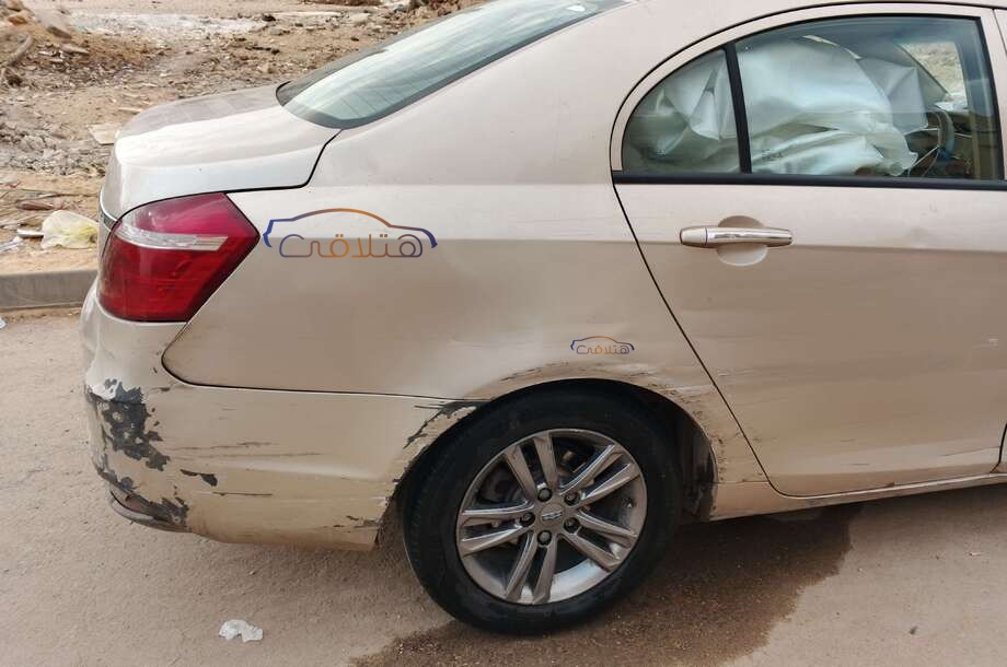 Imperial Geely Champagne