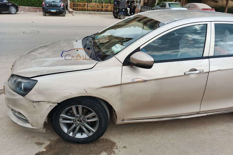 Imperial Geely Champagne