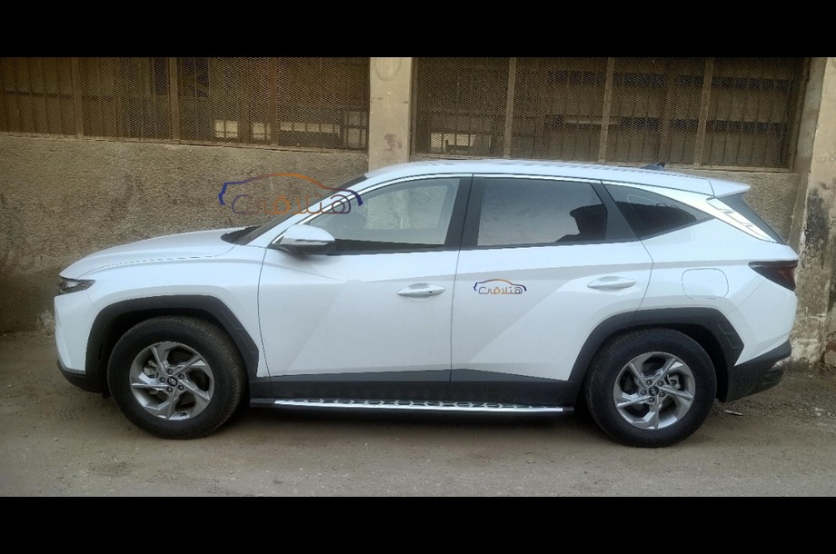 Tucson Hyundai White