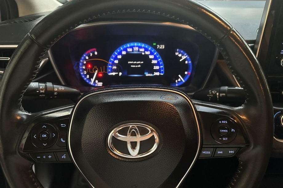Corolla Toyota أبيض