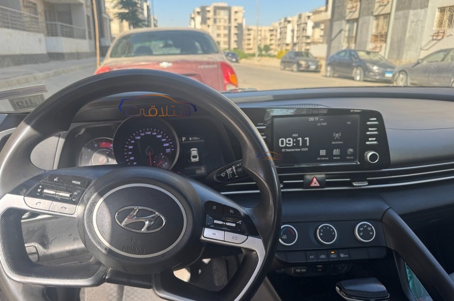 Elantra CN7 Hyundai Silver