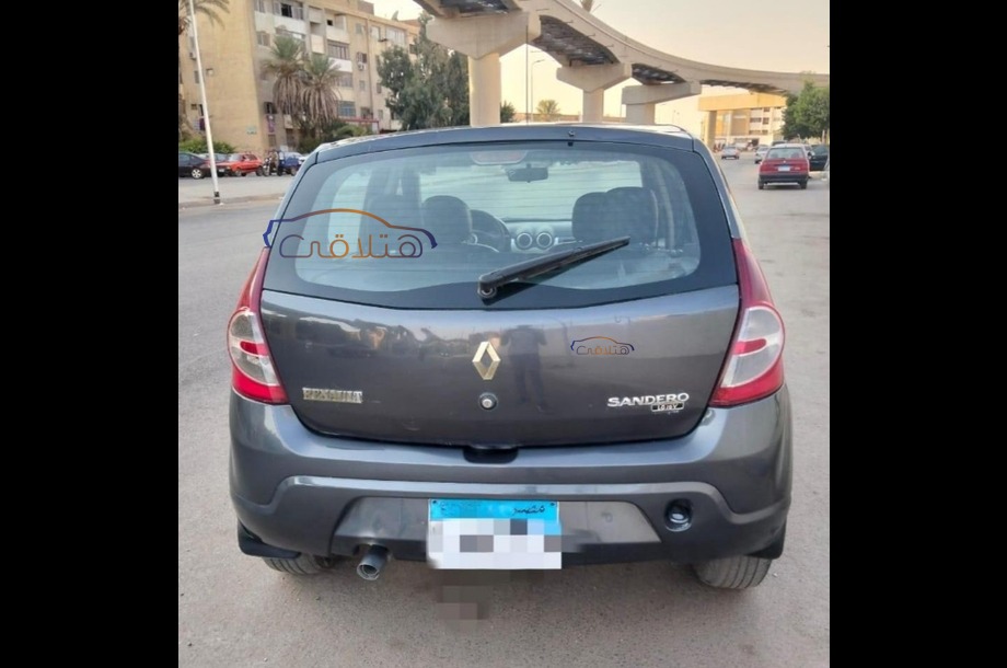 Sandero Renault Dark grey