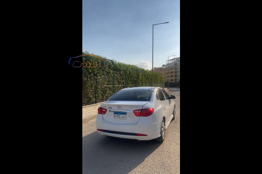 Elantra HD Hyundai White