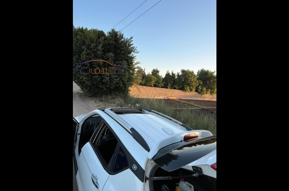 CS 35 Changan أبيض