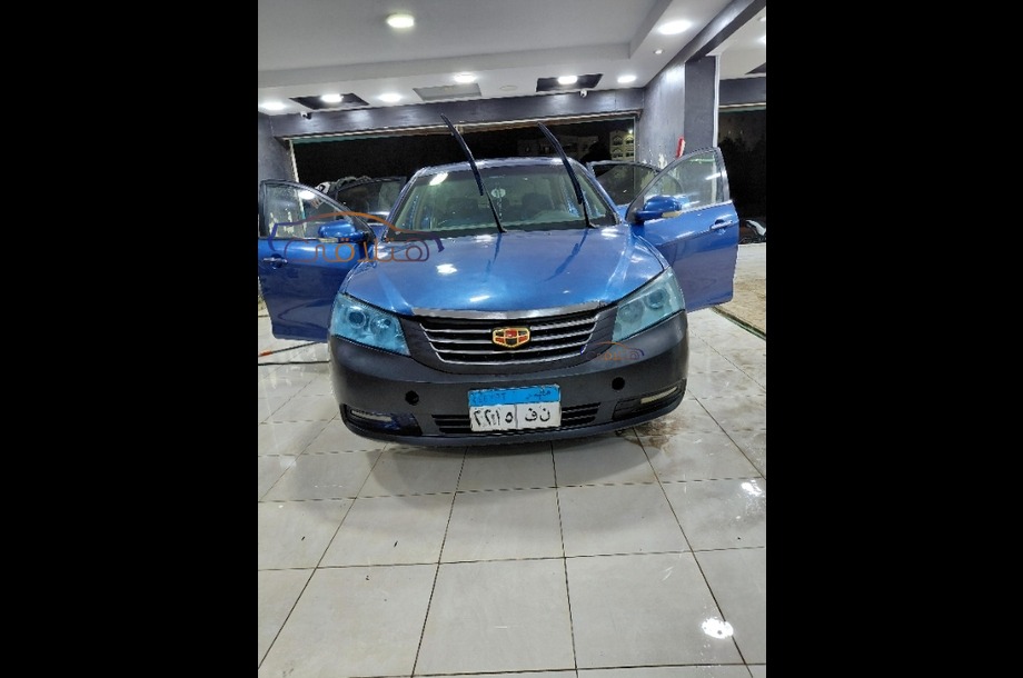 Emgrand 7 Geely أزرق