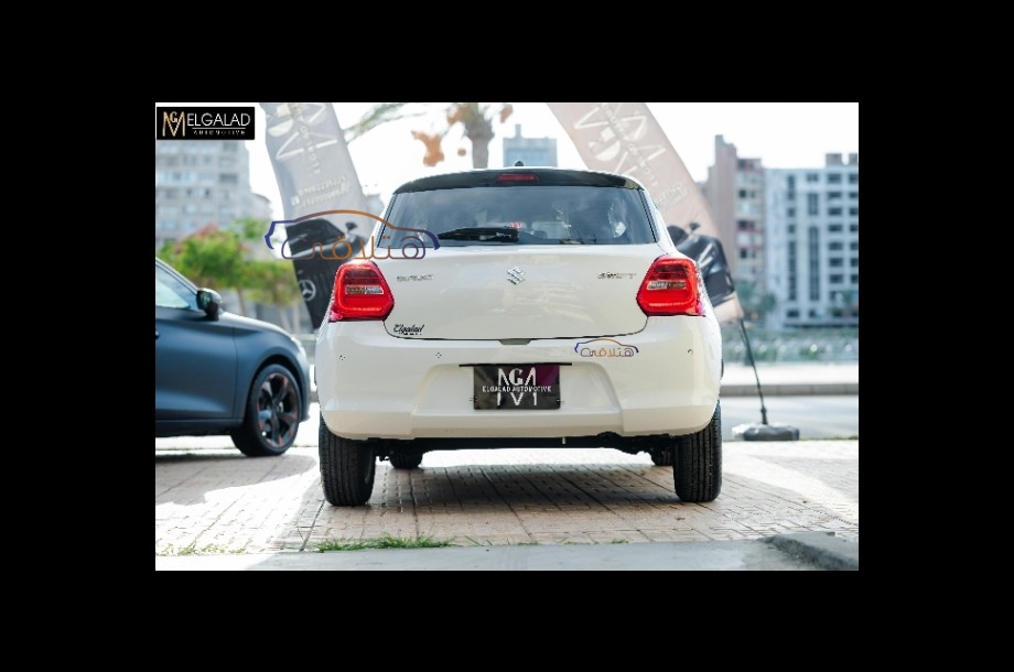 Swift Suzuki أبيض