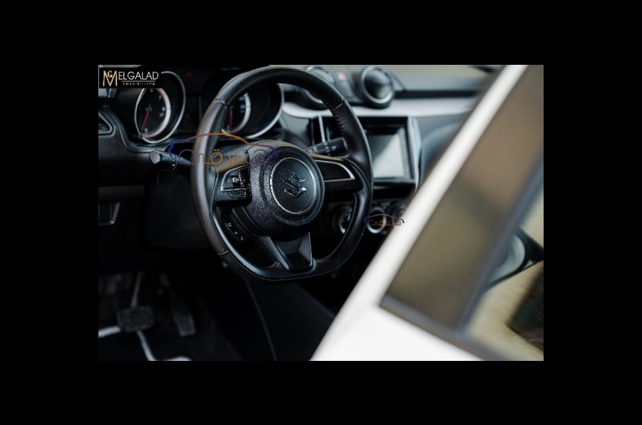 Swift Suzuki أبيض