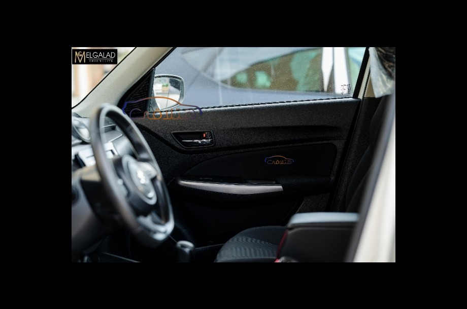 Swift Suzuki أبيض