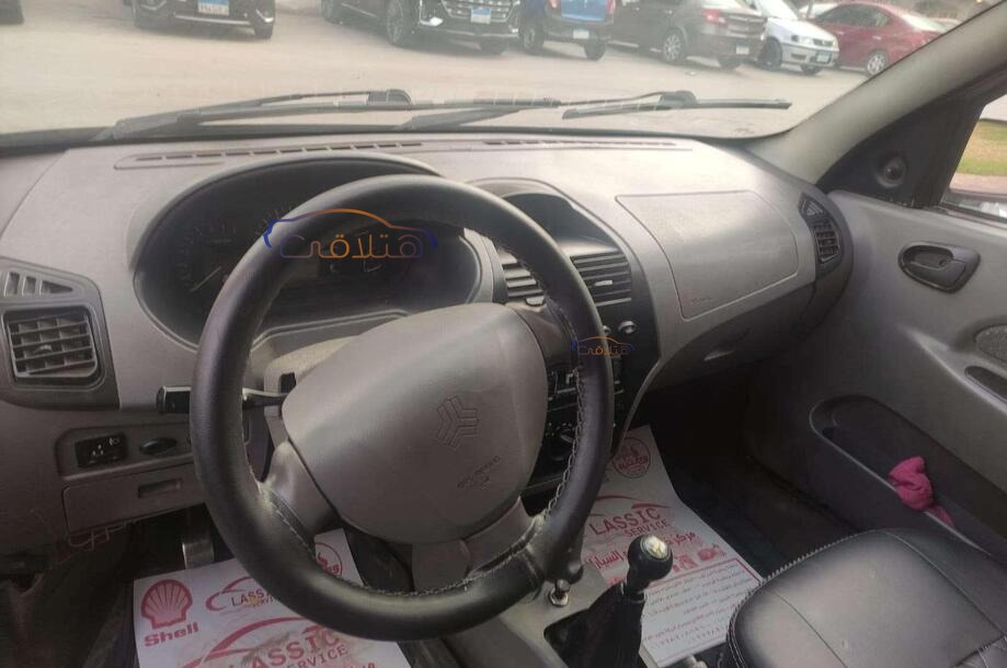 Tiba Saipa رمادي