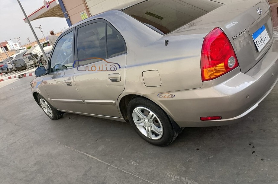 Verna Hyundai Silver