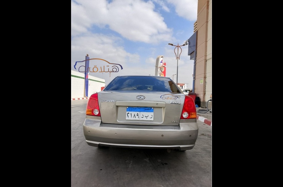 Verna Hyundai Silver