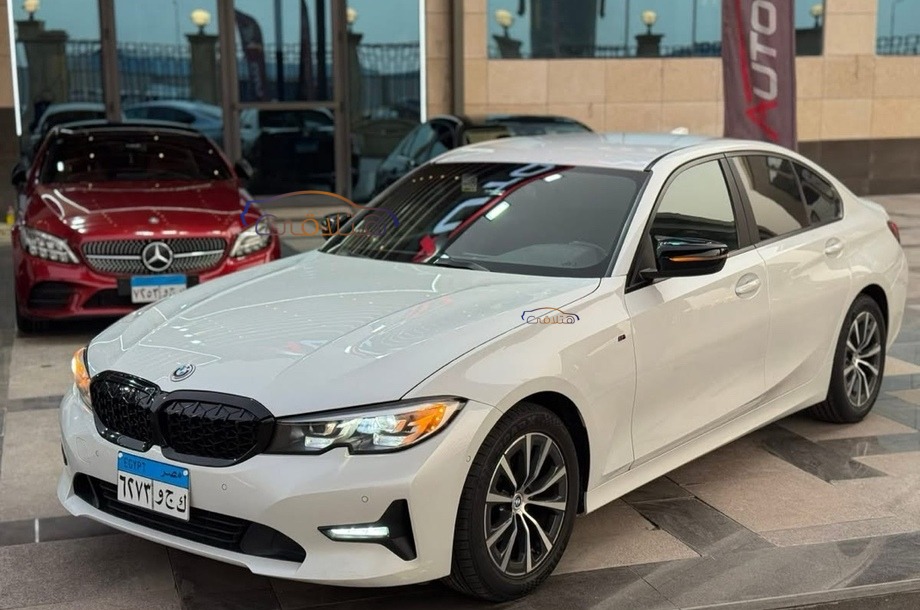 320 BMW أبيض