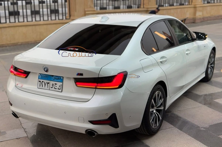 320 BMW أبيض