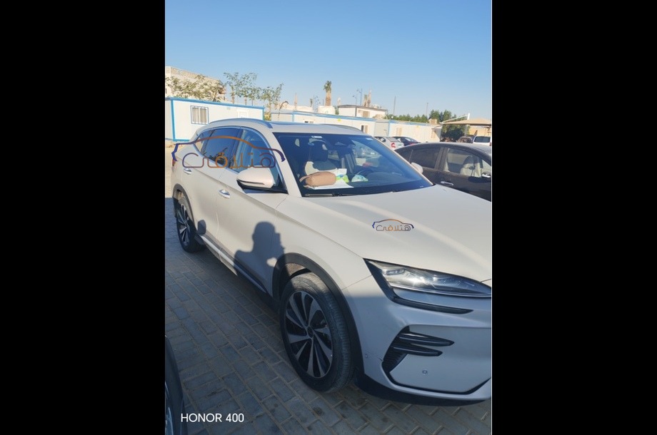 Song Plus Byd فضي
