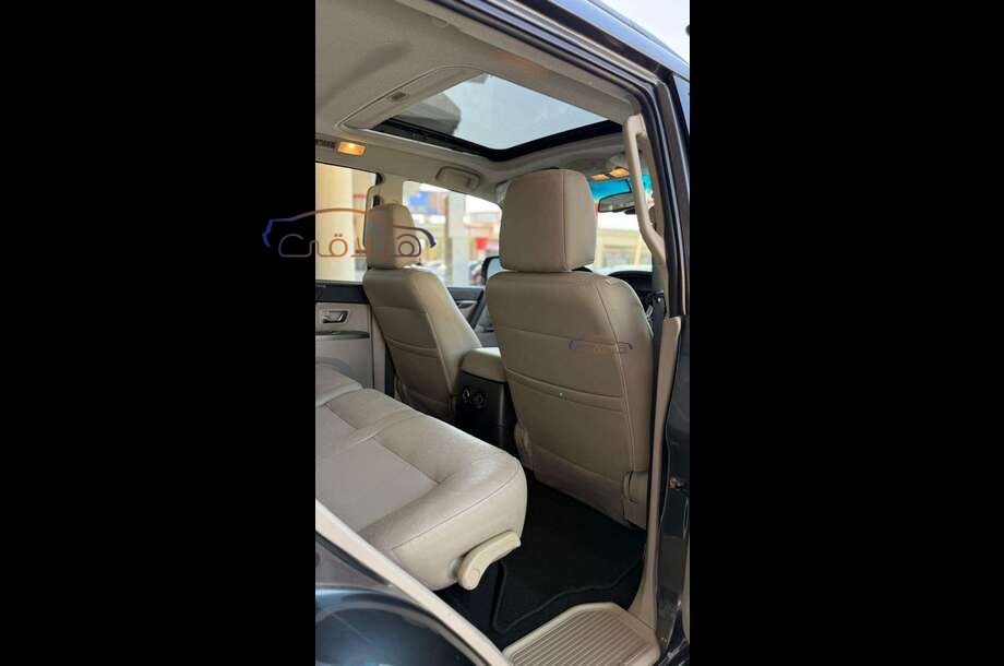 Pajero Mitsubishi فضي