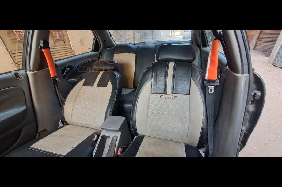 Nubira 2 Daewoo اخضر غامق