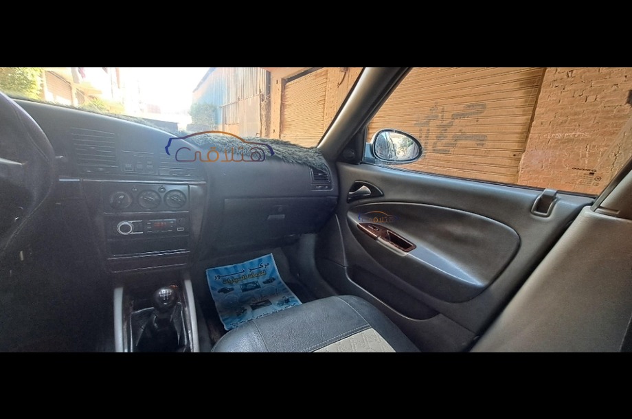 Nubira 2 Daewoo اخضر غامق