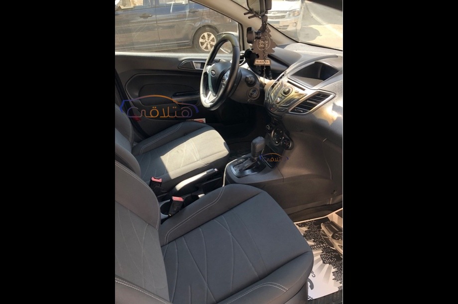 Fiesta Ford بترولي