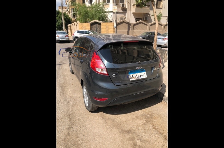 Fiesta Ford بترولي