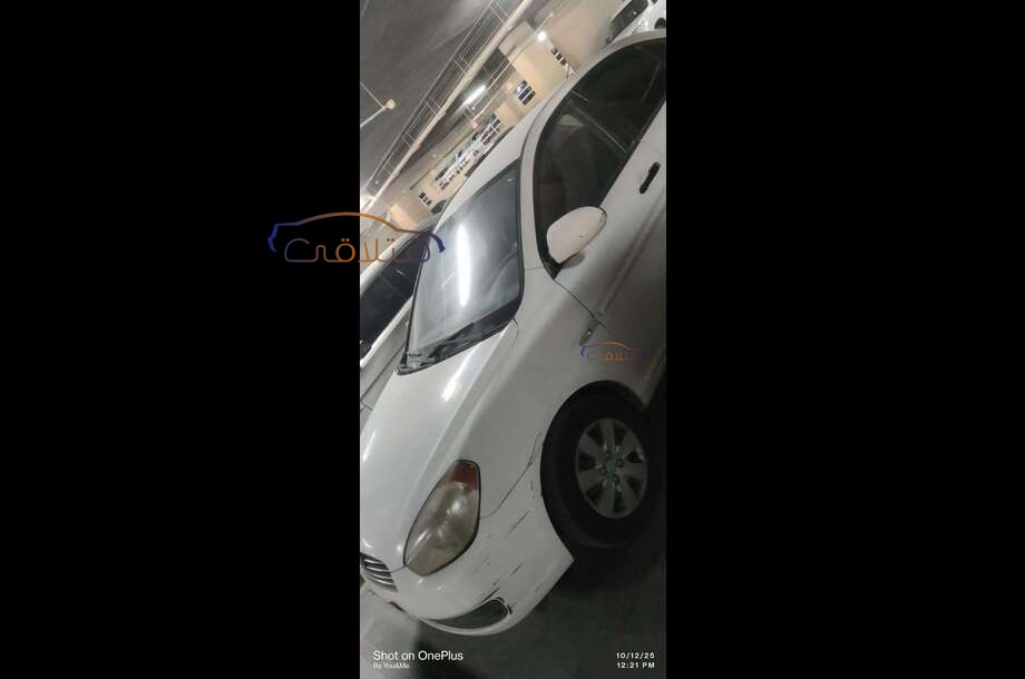 Accent Hyundai أبيض