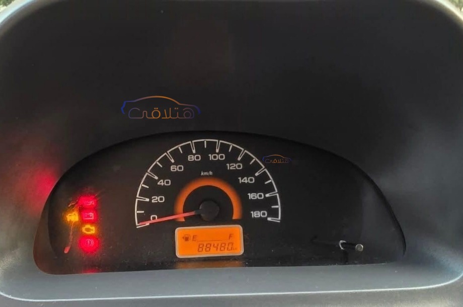 Alto Suzuki احمر