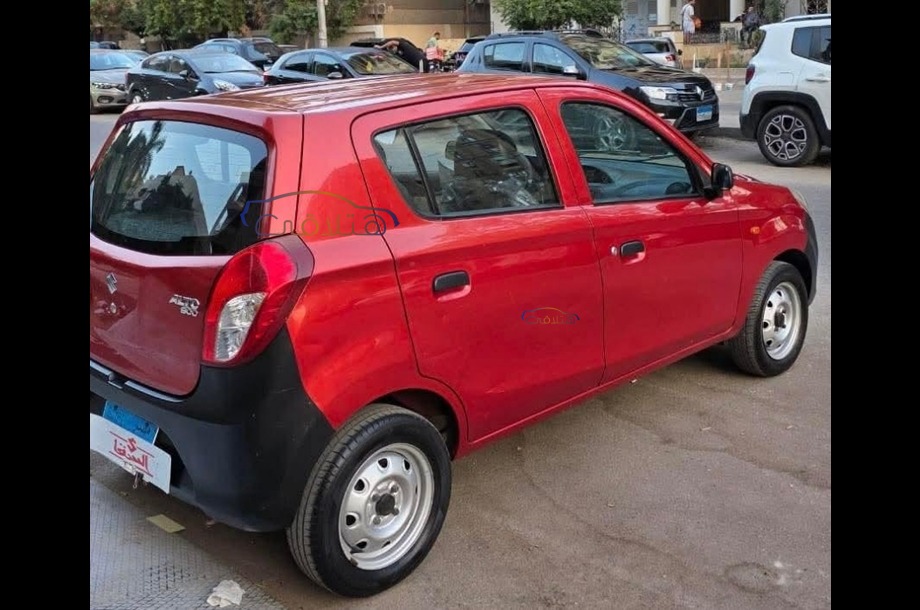Alto Suzuki احمر