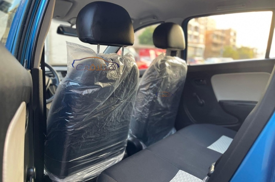 Alto Suzuki أزرق