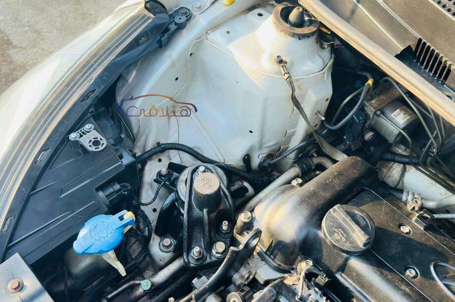 Accent RB Hyundai فضي