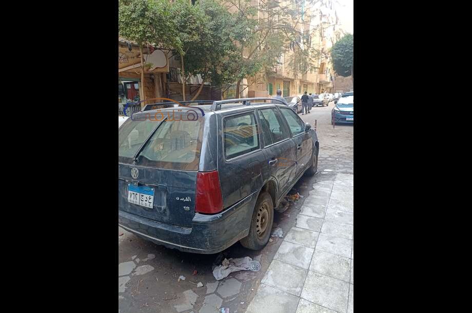 Parati Volkswagen فضي