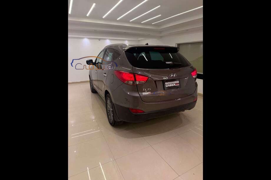 IX 35 Hyundai بني