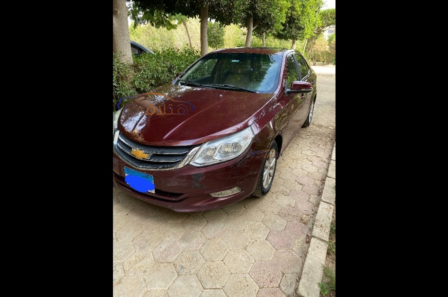 Optra Chevrolet احمر