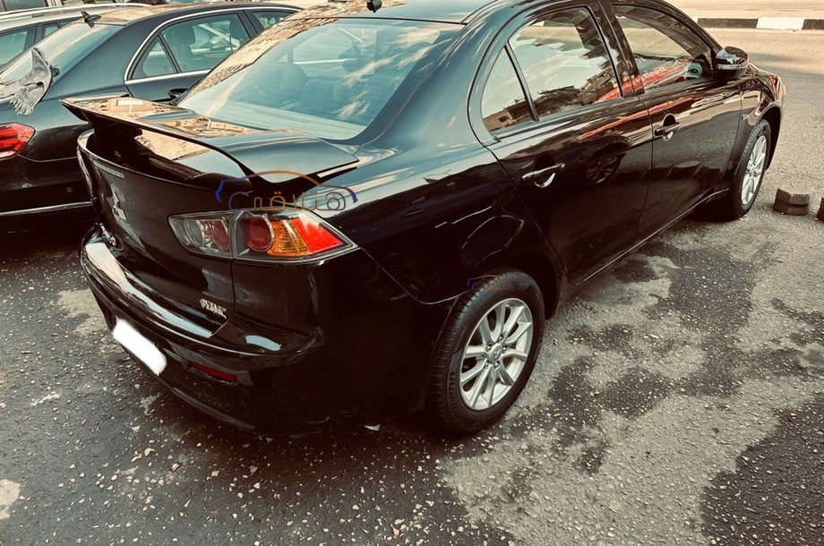 Lancer EX Shark Mitsubishi أسود