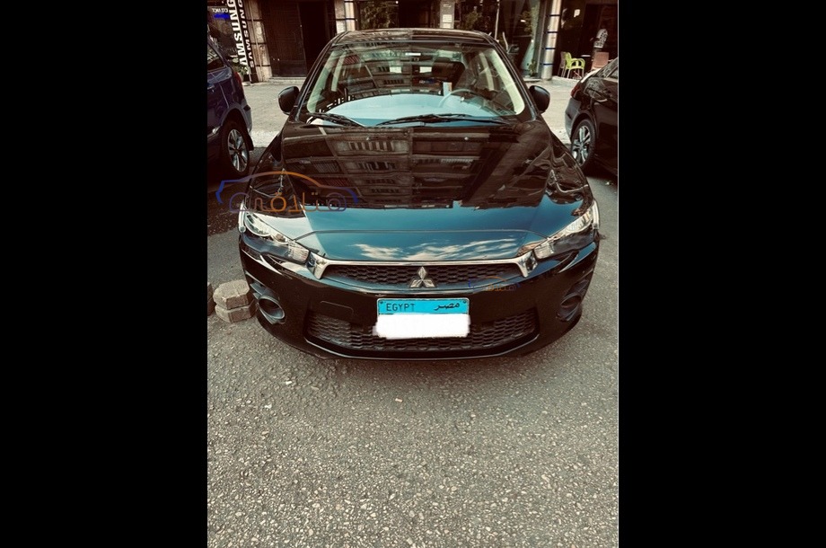 Lancer EX Shark Mitsubishi أسود