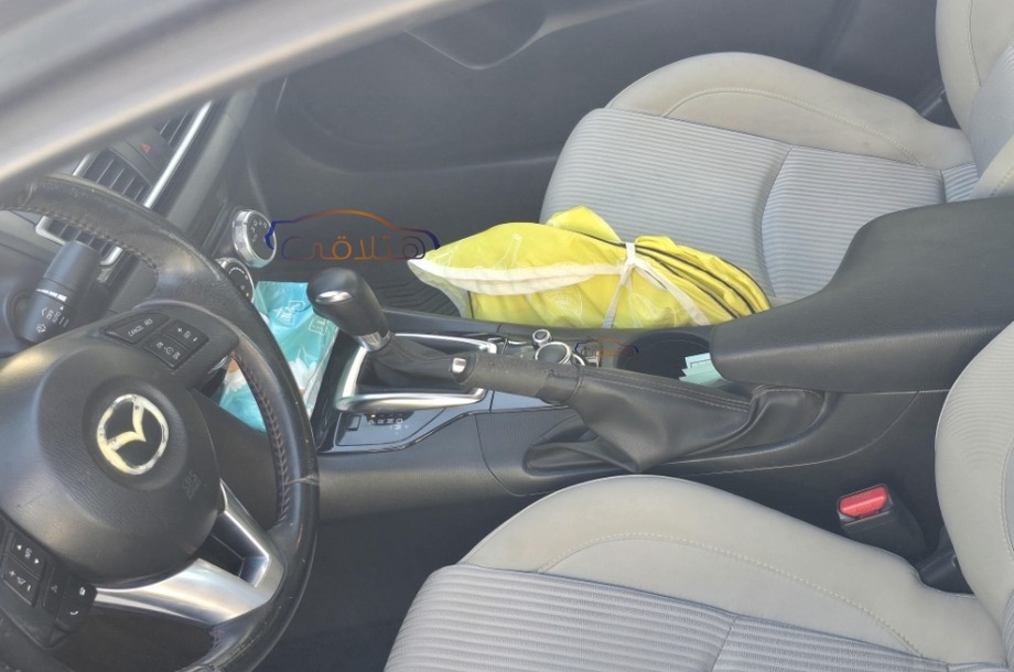 Mazda 3 Mazda بترولي