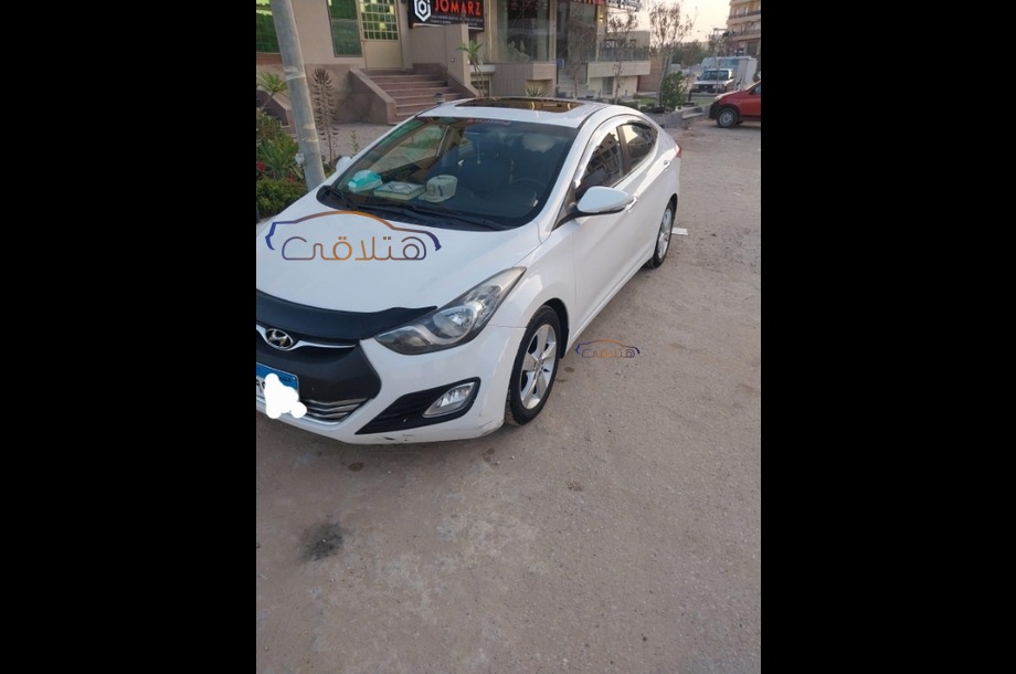 Avante Hyundai White