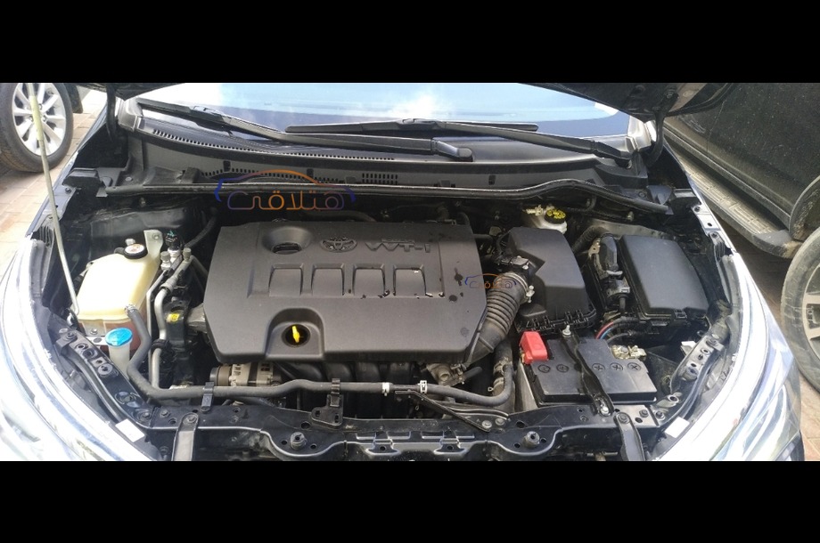 Corolla Toyota أسود